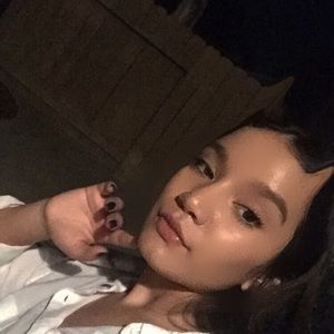 Meet your Posher, Fernanda